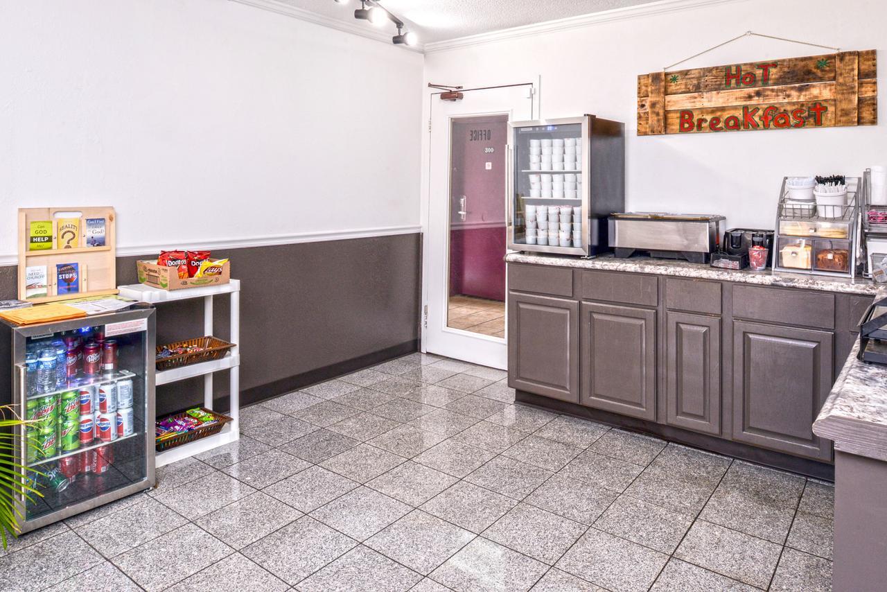 Country Garden & Suites-Бентон Екстер'єр фото