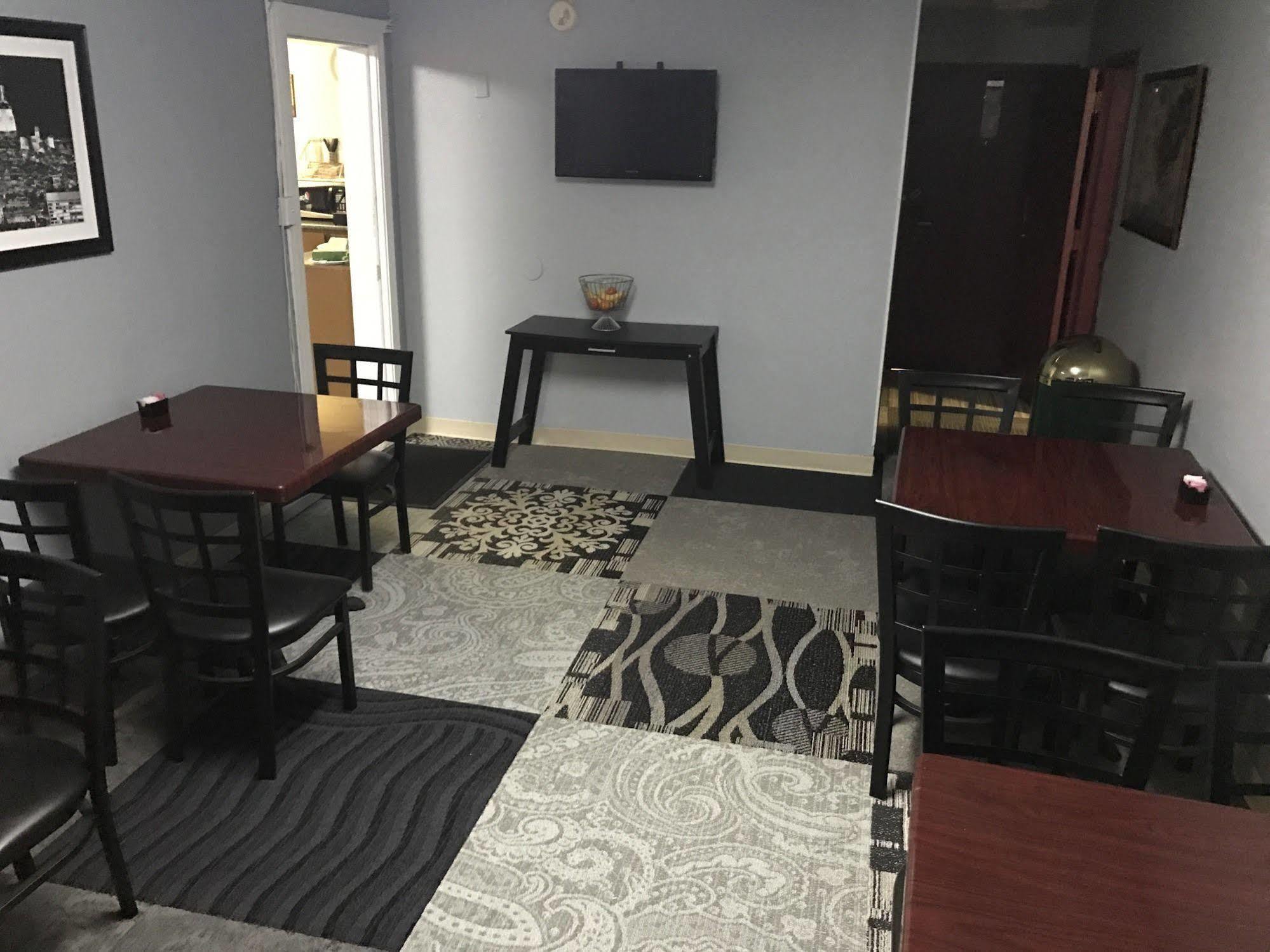 Country Garden & Suites-Бентон Екстер'єр фото